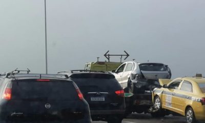 Trânsito na Ponte rio-Niterói