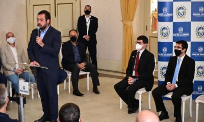 Imagem do governador e secretários