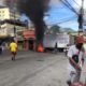 Moradores do Morro do Urubu protestam contra operação policial