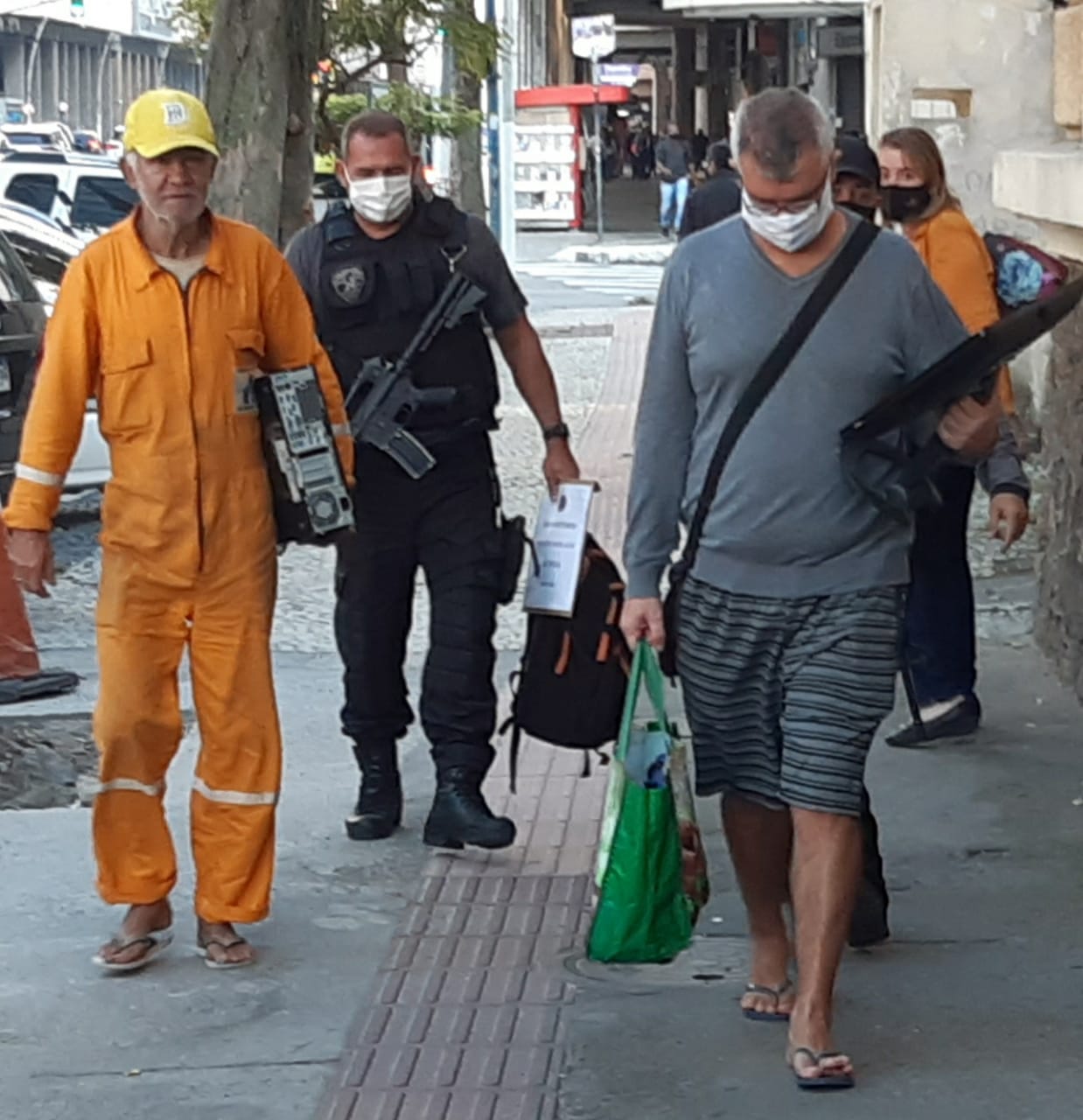 Polícia Civil faz operação para desarticular grupo criminoso de pedofilia em Niterói (Divulgação)