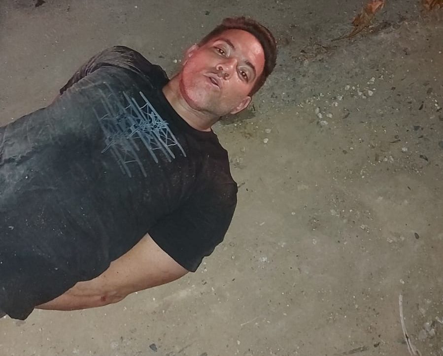 Homem surta, atira em quem ele vê pela frente e mata 4 pessoas, em Vigário Geral, Zona Norte do Rio (Divulgação)