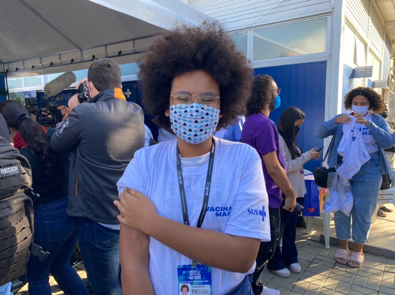 Na imagem, Brenda Ferreira, estudante de Direito na UERJ