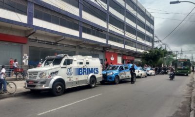Carro forte atacado em Duque de Caxias