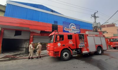 Supermercado pega fogo em Duque de Caxias