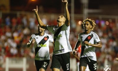 Vasco empata em 2 a 2 com o Vila Nova pela Série B