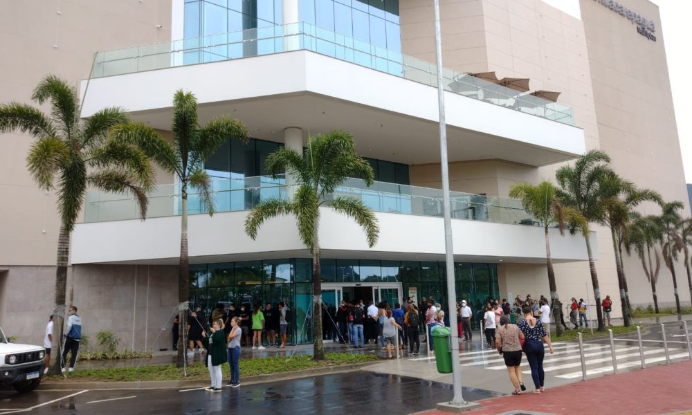 Tele Rio Rio Verde Tele-Rio inaugura loja em novo shopping na Zona Oeste da cidade - Super ...