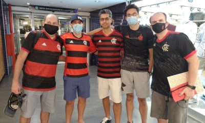 Torcida do Flamengo chegando em Montevidéu para final da Libertadores