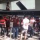 Torcedores do Flamengo embarcam para Montevidéu