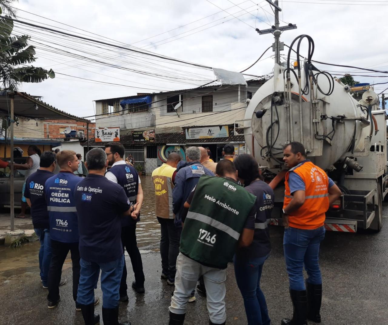 Prefeitura do Rio realiza força-tarefa nos bairros de Vargem Pequena e Vargem Grande