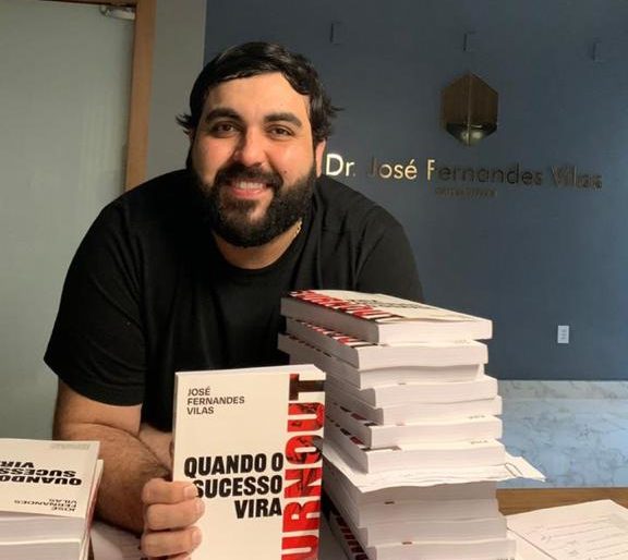 José fernandes Vilas, pesquisador em burnout