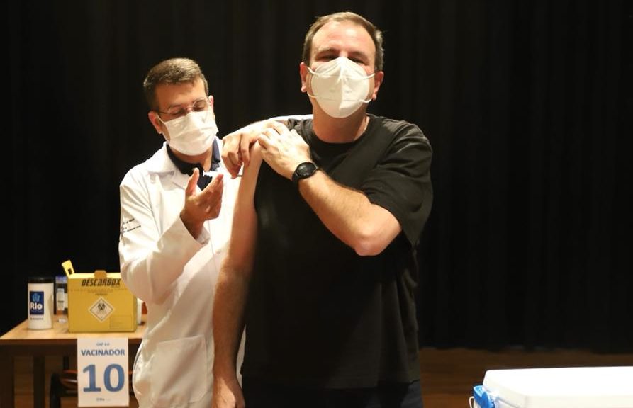 Eduardo Paes dose de reforço