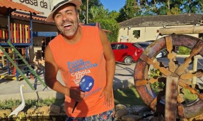 Apresentador Rodrigo Oliver