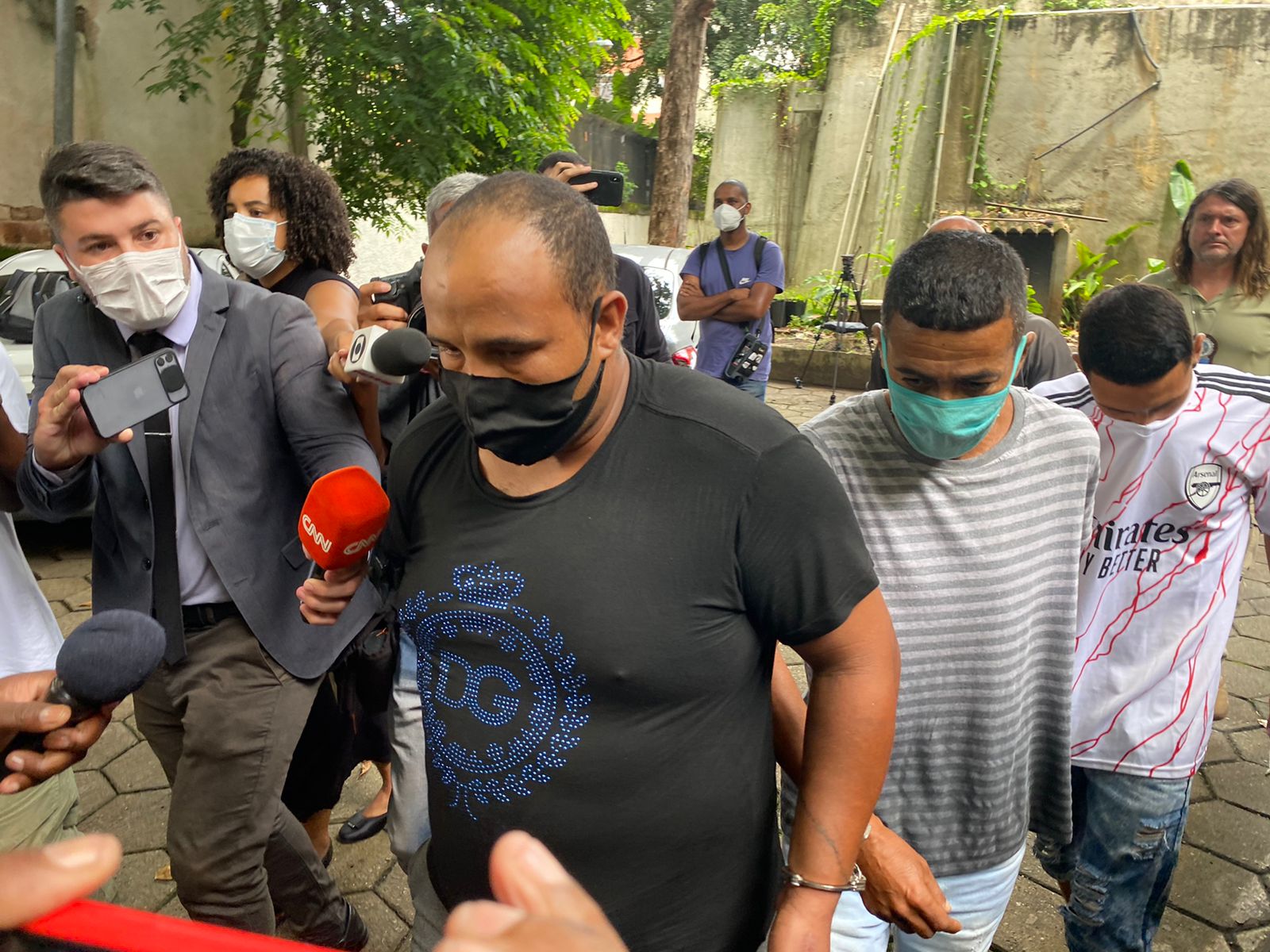 Três homens presos pela morte do congolês Moïse são transferidos para cadeia em Benfica