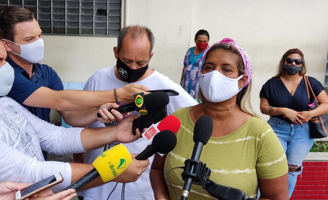 Alexandra Nascimento, mãe do jovem Caio, baleado na cabeça na Cidade Alta