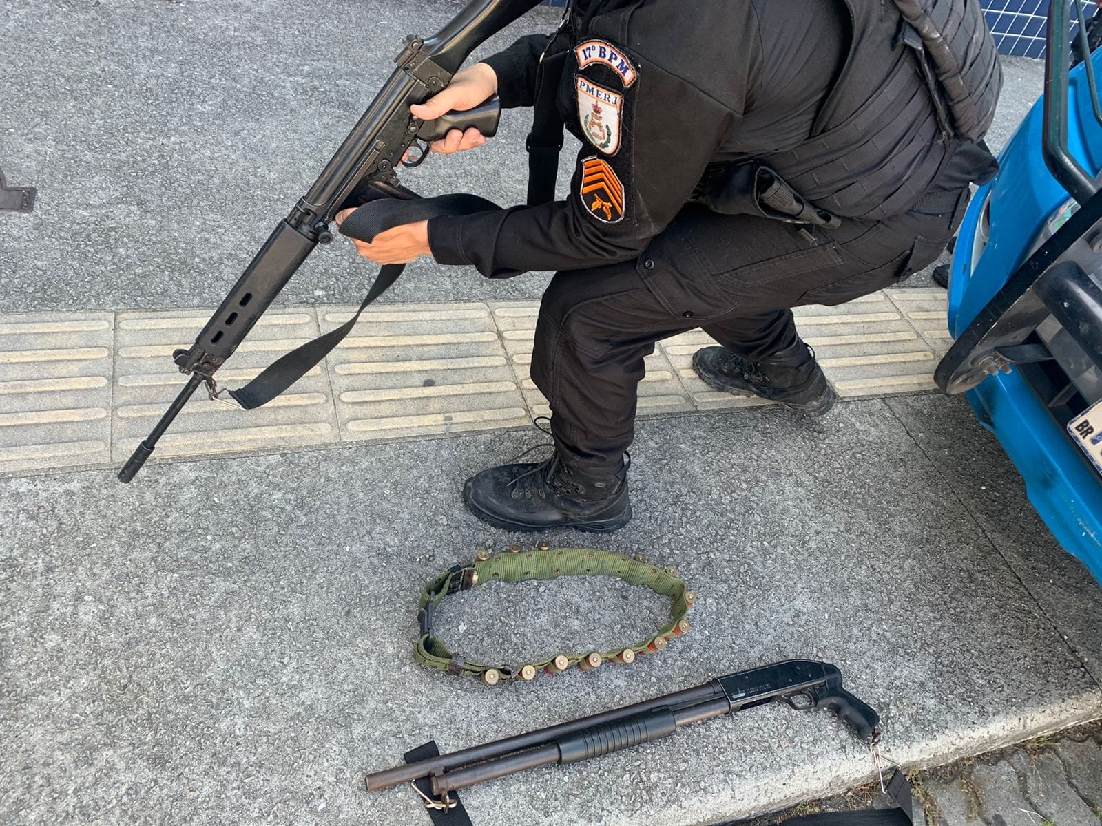 Uma escopeta foi apreendida