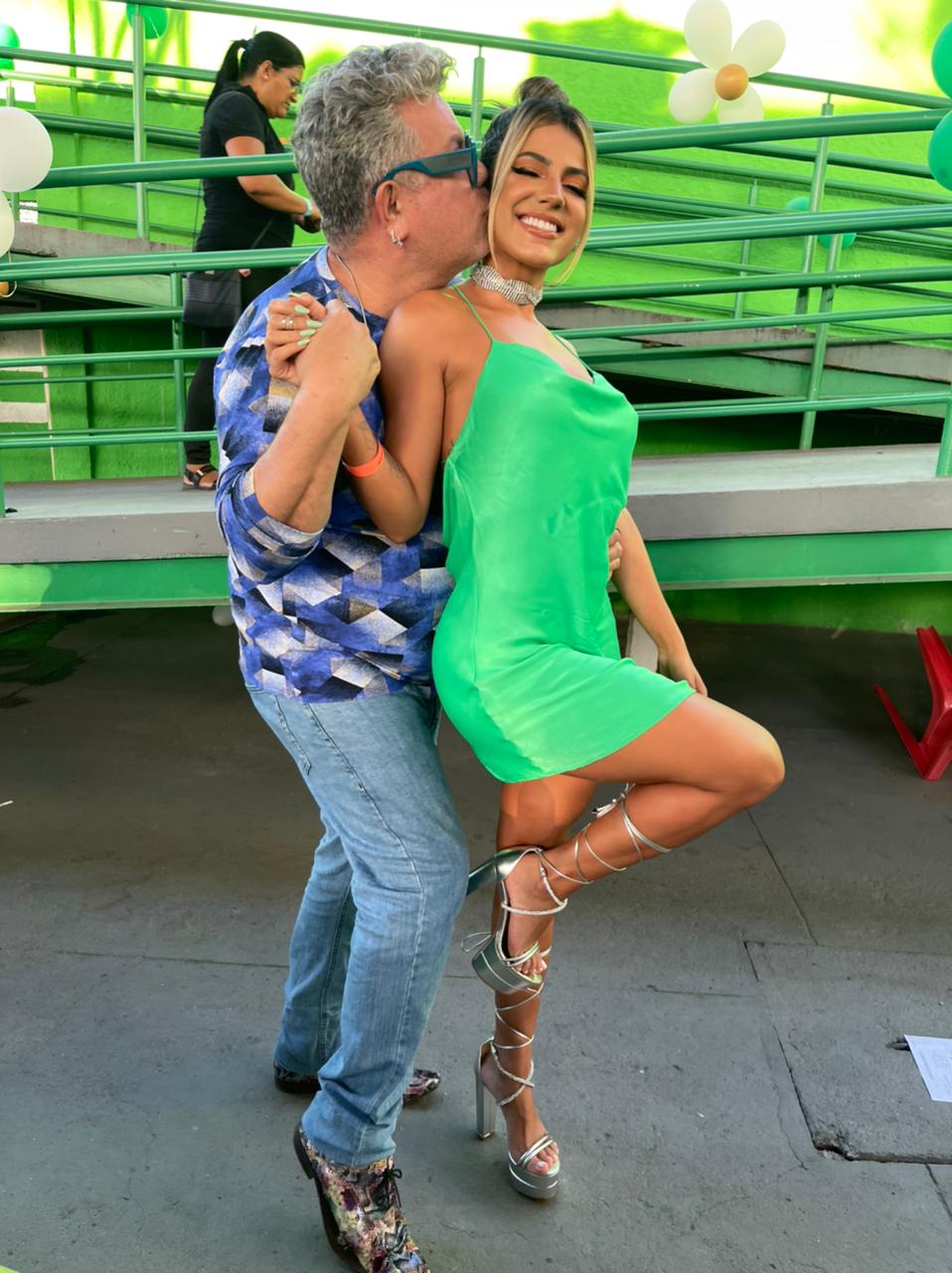 Hariany Almeida e Milton Cunha