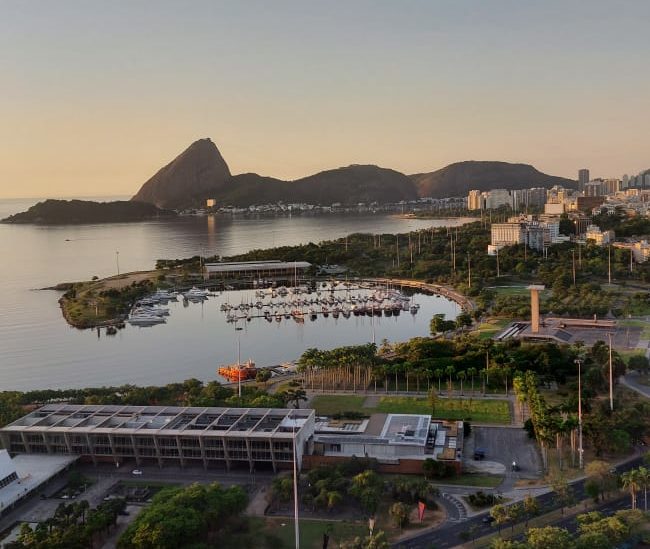 Vista do Pão de Açúcar e o Parque do Flamengo