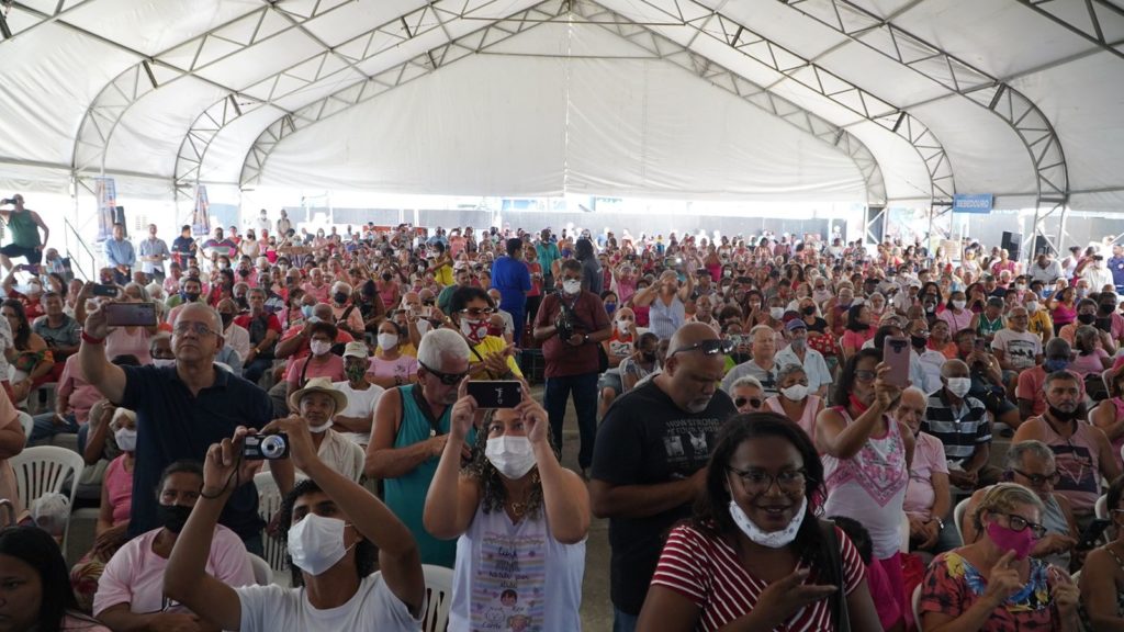 Entrega de aparelhos auditivos