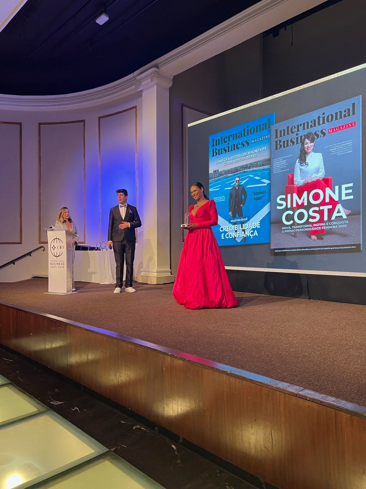 hairstylist Renata Pacheco