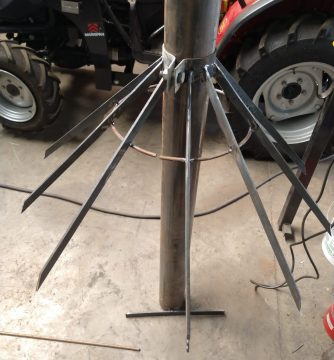 Acessório em postes para evitar furto de cabos e controladores dos sinais de trânsito