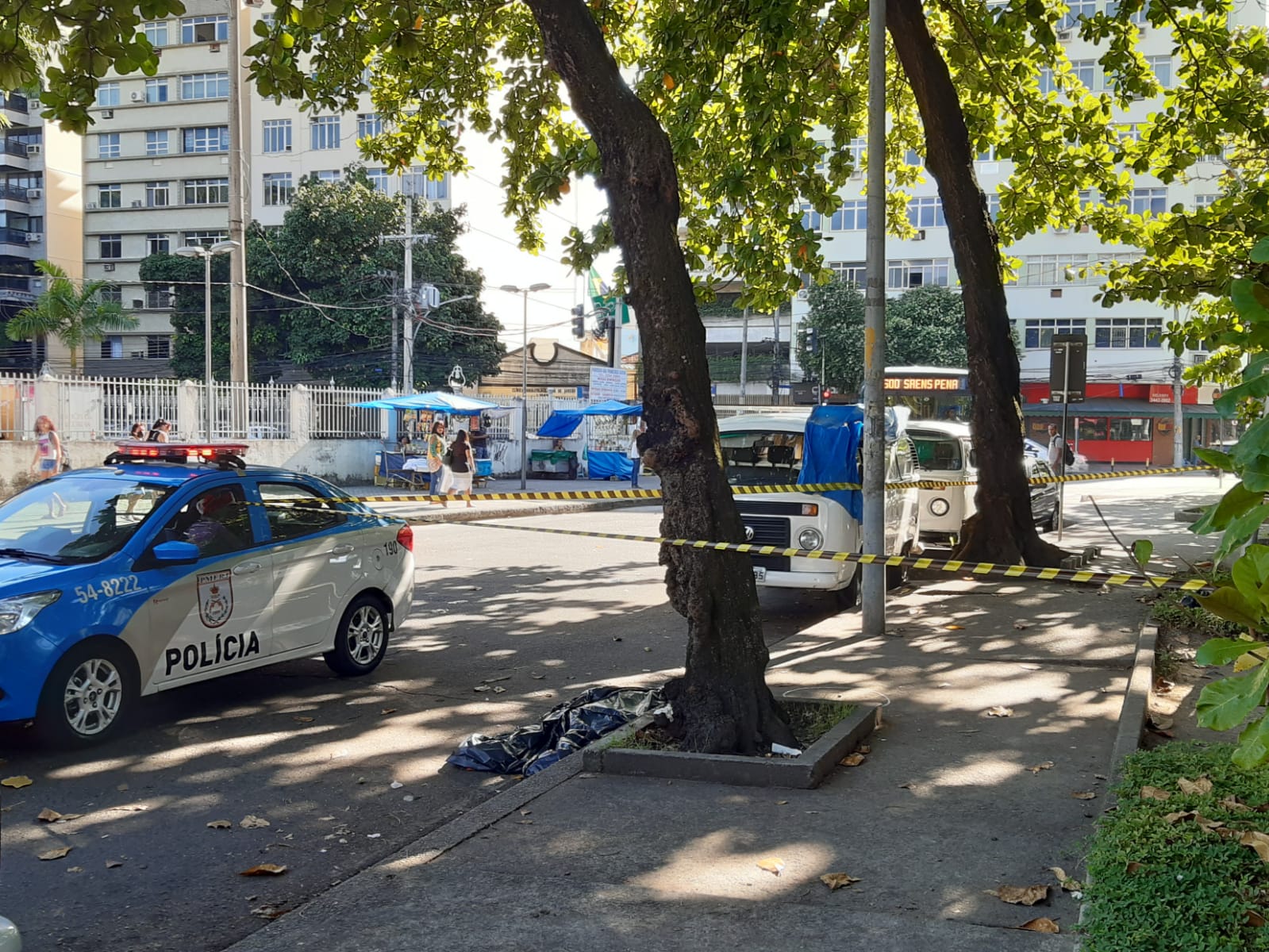 Homem é morto durante assalto na Rua São Francisco Xavier, na Tijuca