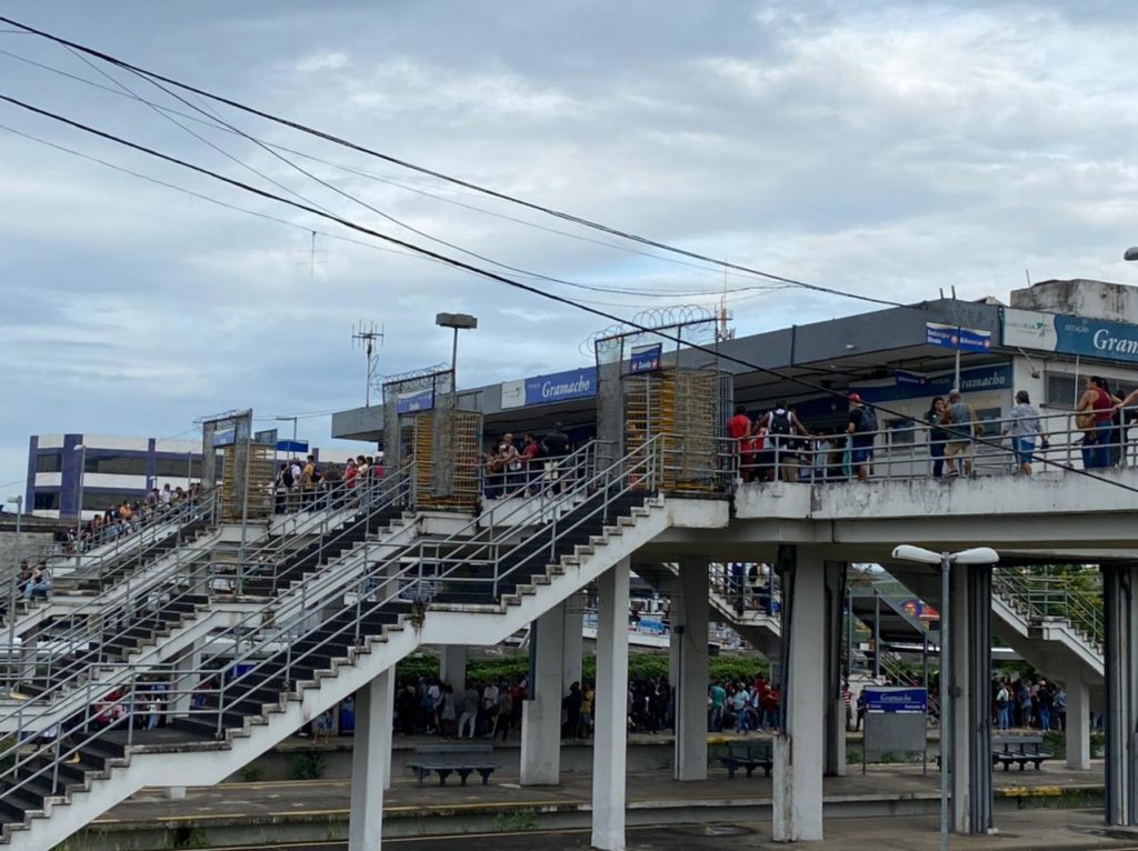 Passageiros cobram passagens mais jutas no trem