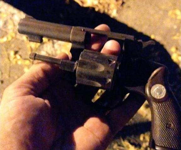 Revólver apreendido pela Polícia Militar