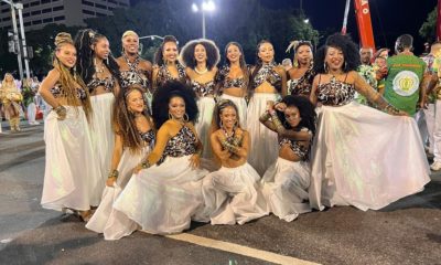 Cinnara Leal lidera grupo de 15 atrizes em desfile emocionante da Império da Tijuca