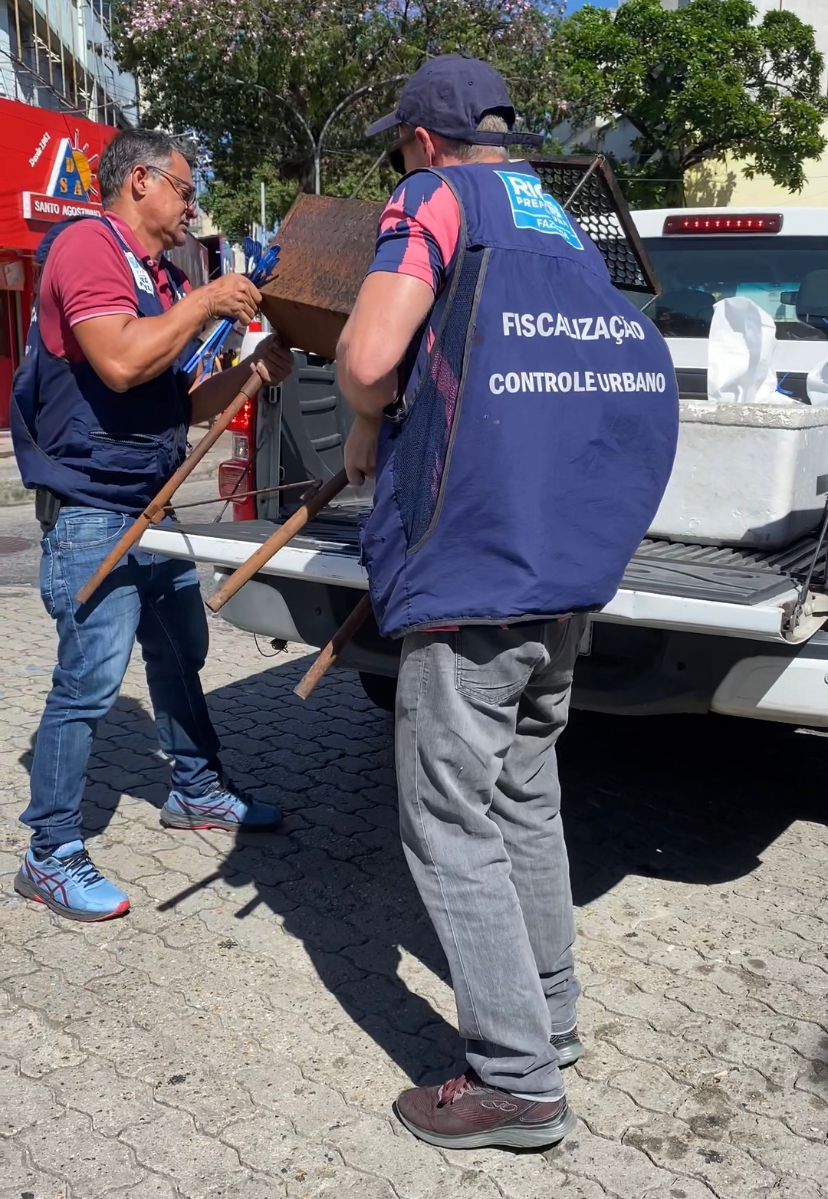 Prefeitura faz operação contra desordem pública no calçadão de Campo Grande