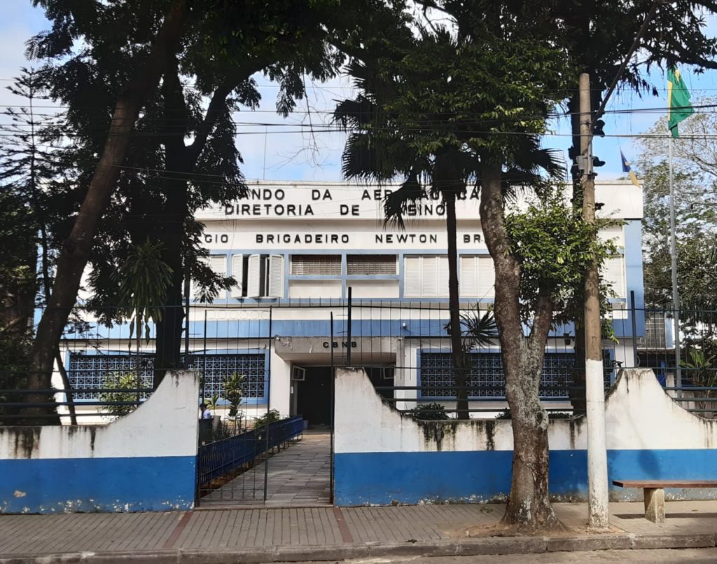 Colégio Brigadeiro Newton Braga