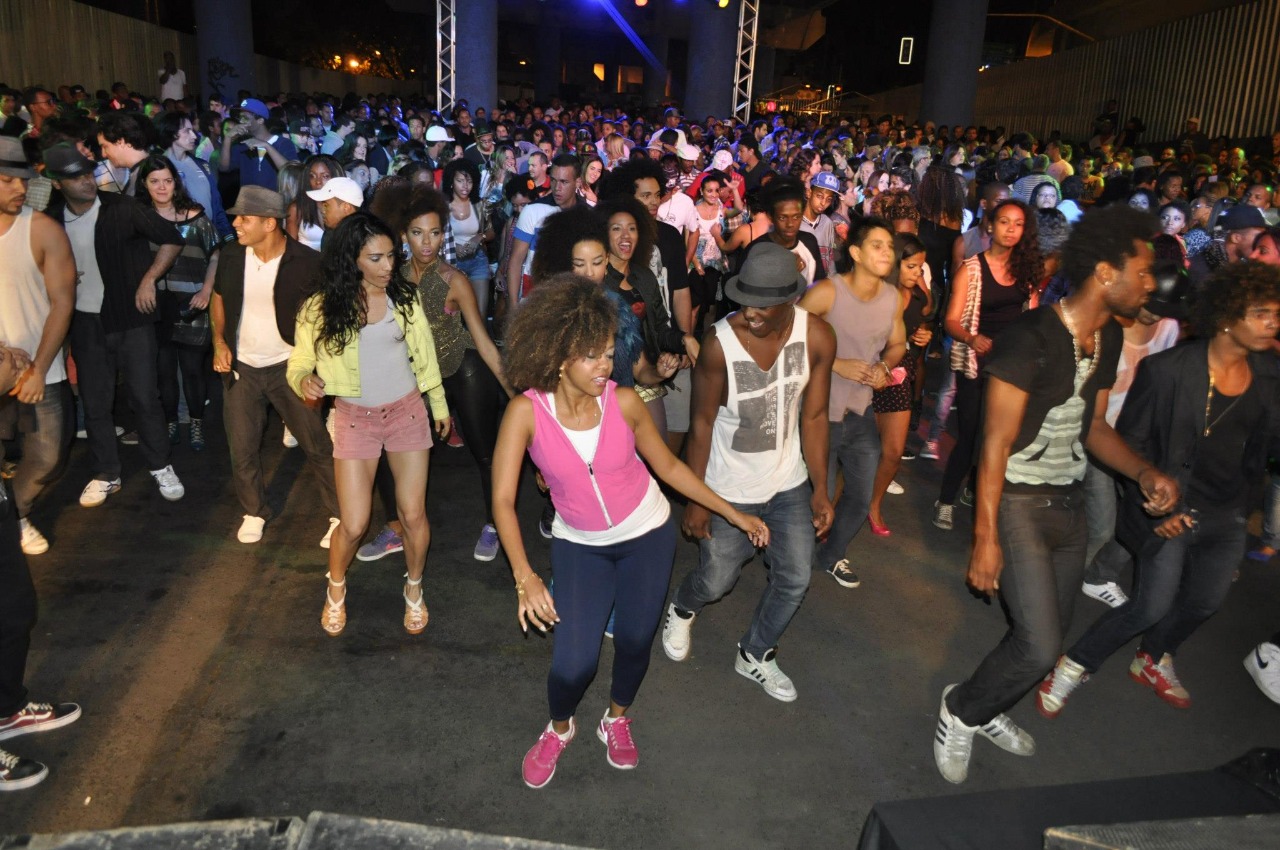 Baile de Charme do Viaduto de Madureira faz 32 anos neste sábado