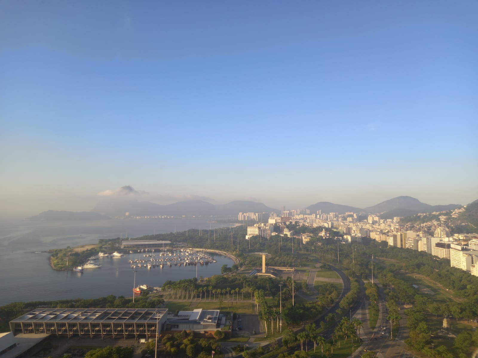 Confira a previsão do tempo para este domingo no Rio