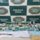 Imagem de medicamentos na mesa da delegacia
