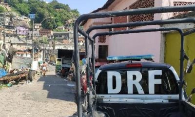 imagem do momento da prisão em Niterói