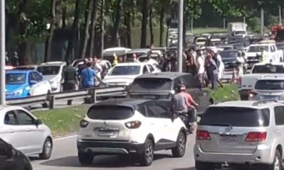 Praticante de parapente morre após cair na autoestrada Lagoa-Barra
