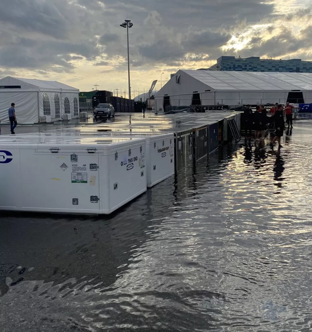 Pista de Sochi amanhece alagada por conta das fortes chuvas na Rússia