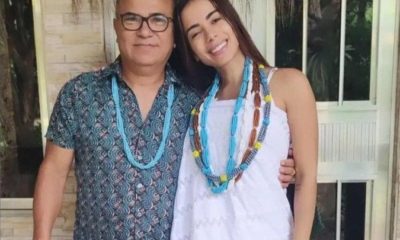 anitta e pai de santo