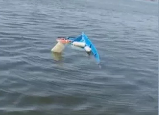 Destroços de barco foram encontrados próximo à praia da Ribeira, na Ilha do Governador