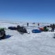 Pessoas presas sobre bloco de gelo em lago americano foram resgatadas sem ferimentos