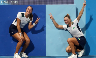 Brasileiras passam para as quartas e realizam feito histórico