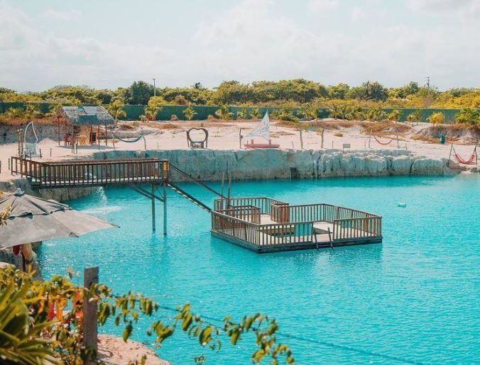 Buraco Azul é um empreendimento localizado em Caiçara de Cruz, município do Ceará