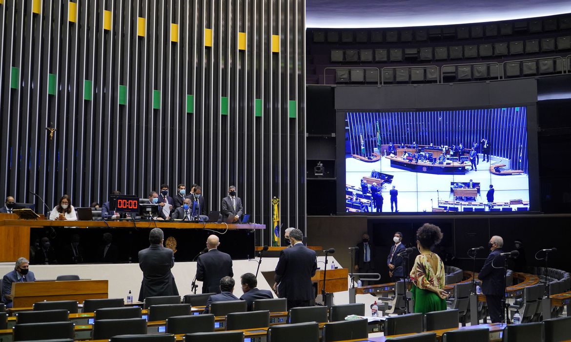 Plenário da Câmara dos deputados durante uma votação