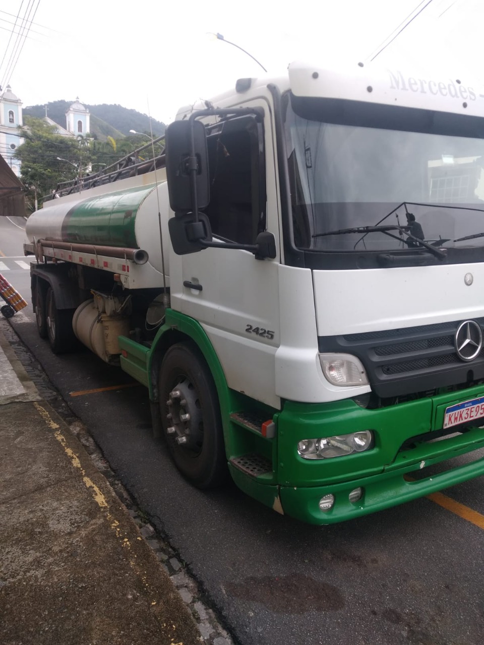 caminhão-tanque clandestino