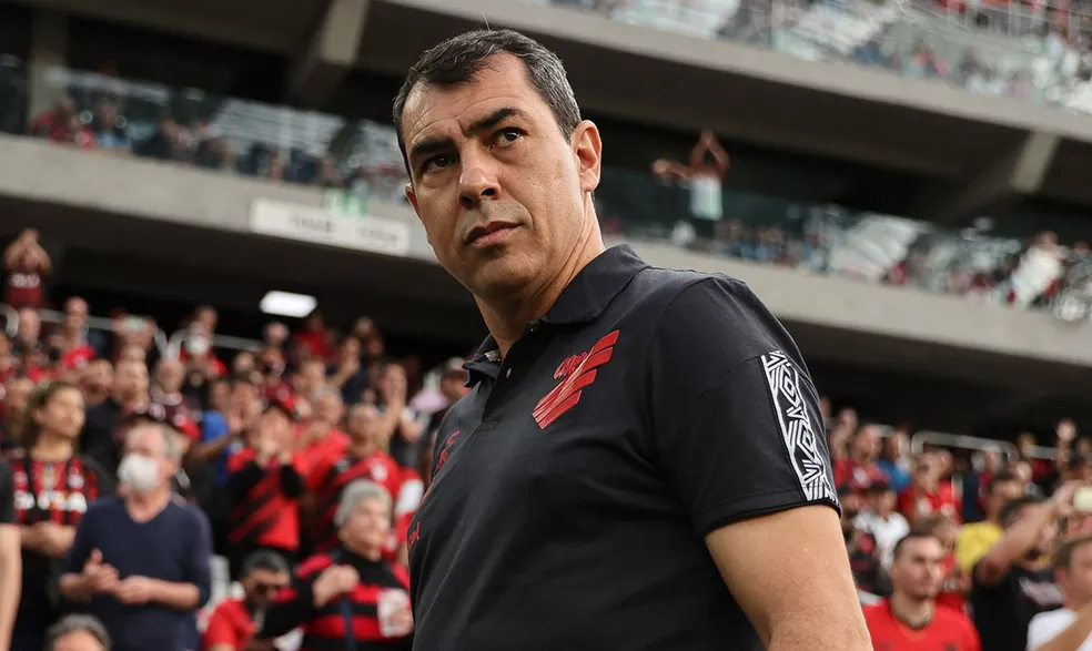 Fábio Carille é demitido do Athletico-PR com apenas 21 dias de trabalho