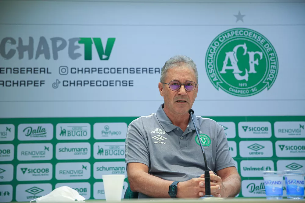 Carlos Kila abandona cargo de executivo de futebol da Chapecoense