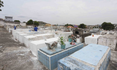 Imagem de cemitério em São Gonçalo.