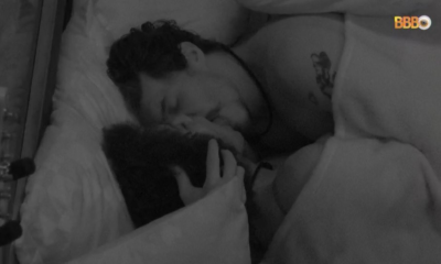 Eliezer e Natália protagonizam cena quente no BBB22