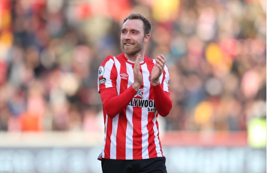 Eriksen em ação pelo Brentford, da Inglaterra