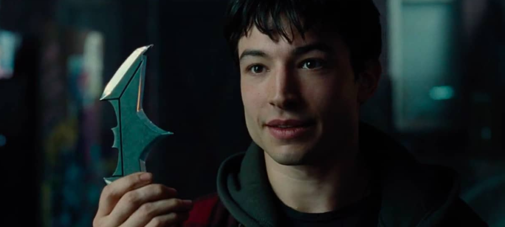 Ezra Miller é preso novamente no Havaí