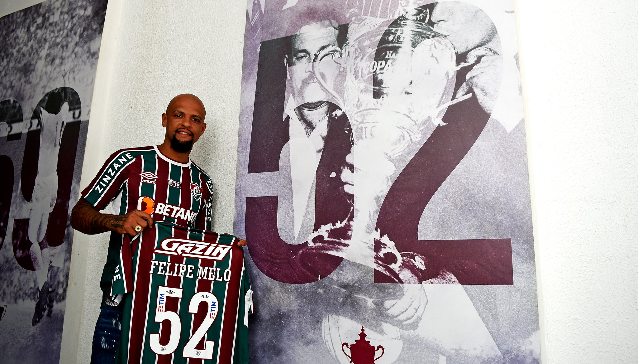 Felipe Melo é anunciado pelo Fluminense